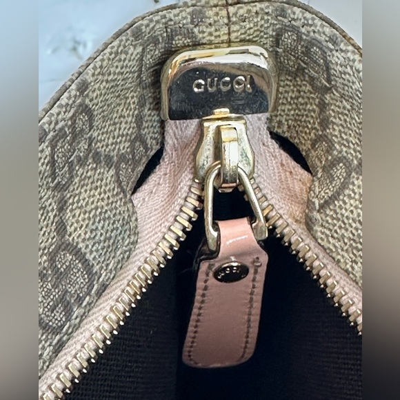 GUCCI GG Supreme Monogram Pink Lined Medium Flat Crossbody Messenger Bag Canvas - Picture 13 of 17